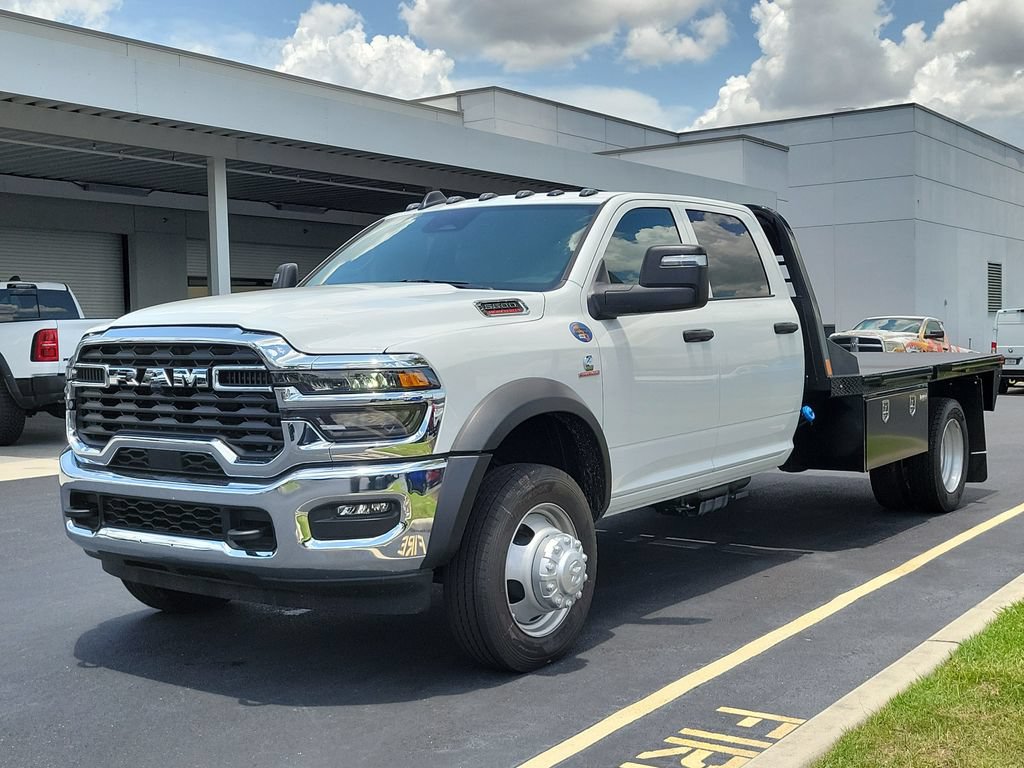 New 2026 RAM 5500 Tradesman w/ Chrome Appearance Group AWD/4WD image 3