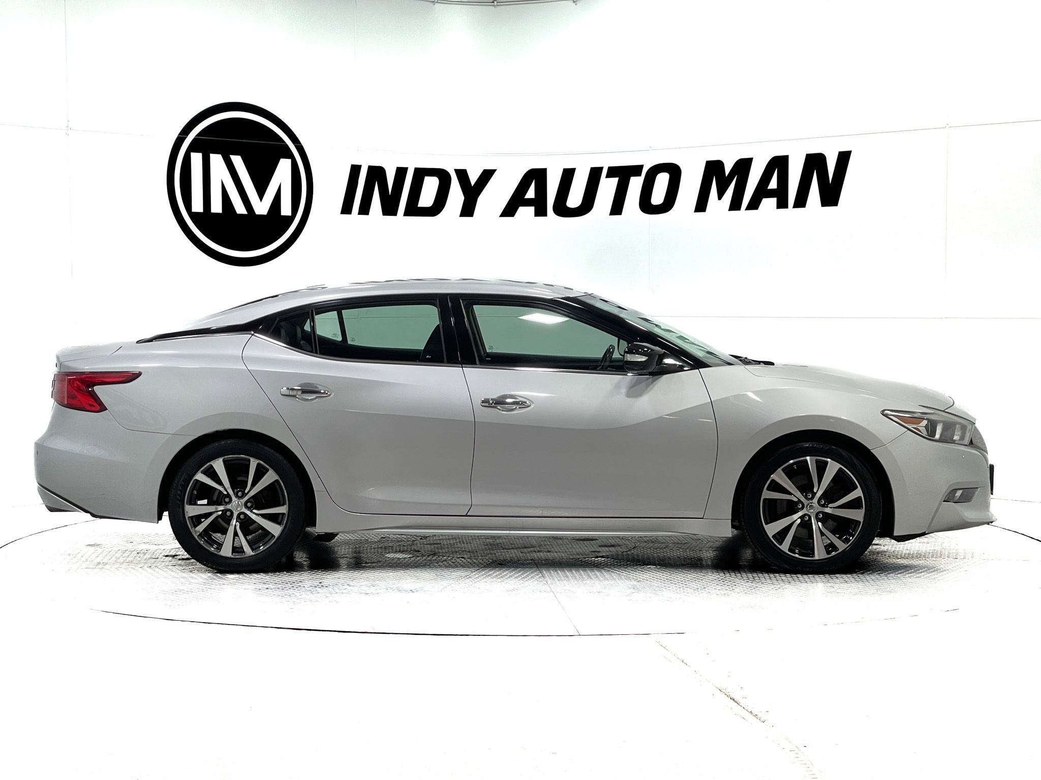 Used 2017 Nissan Maxima 3.5 SV image 3