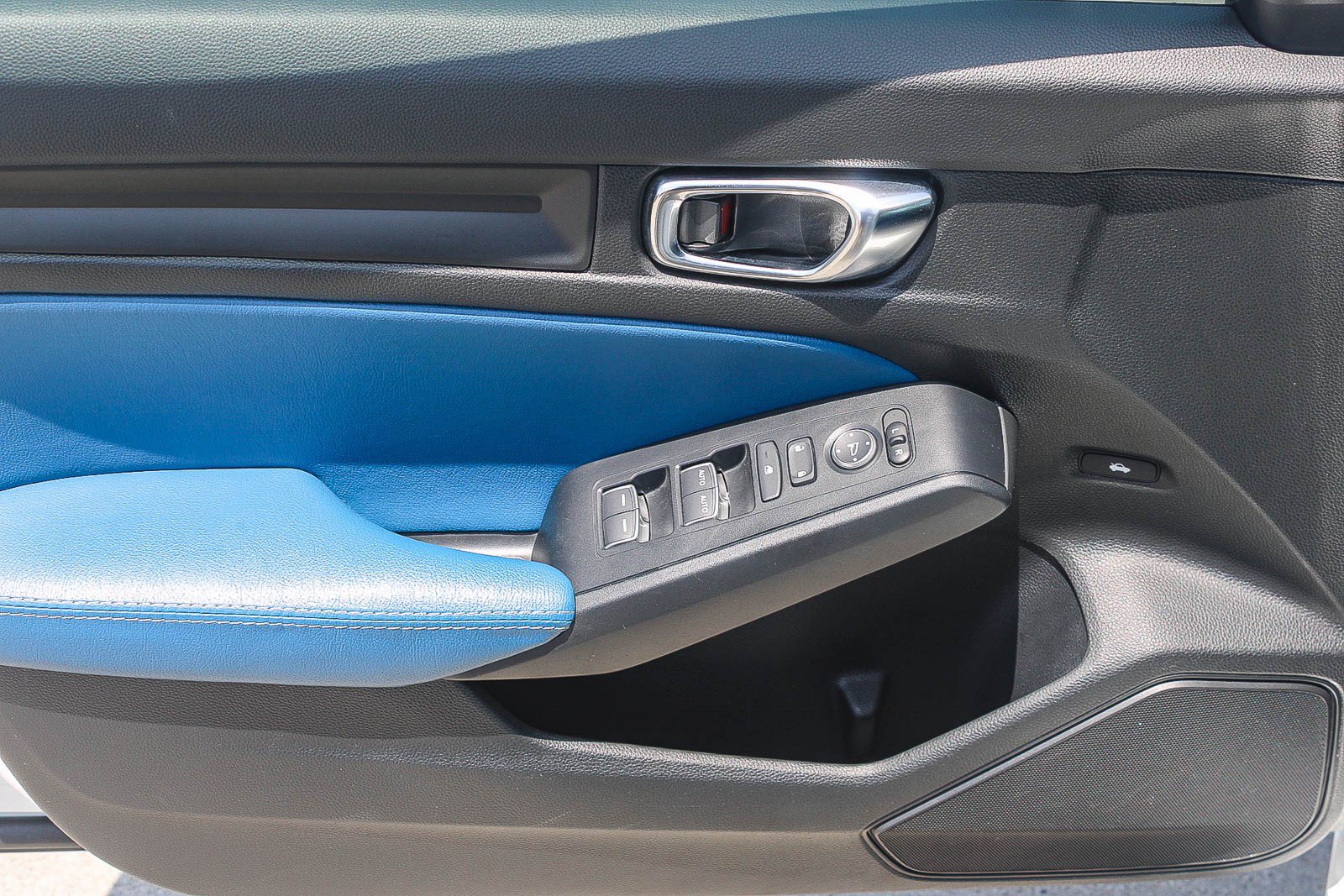 Certified 2025 Honda Civic Sport image 21