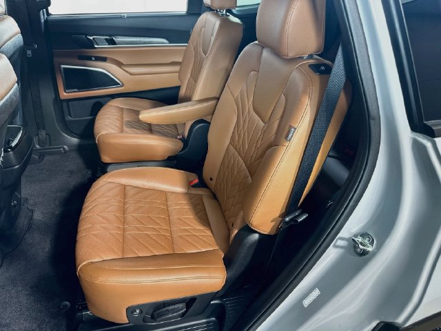 Used 2024 Kia Telluride EX X-Line AWD/4WD image 16