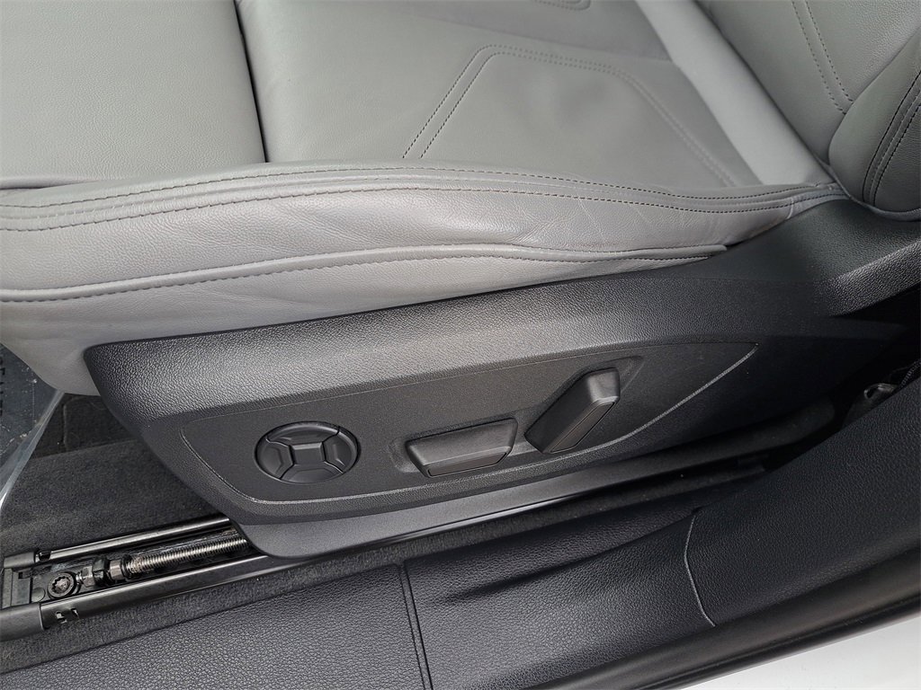 Used 2023 Audi Q3 2.0T Premium Plus w/ Premium Plus Package image 19