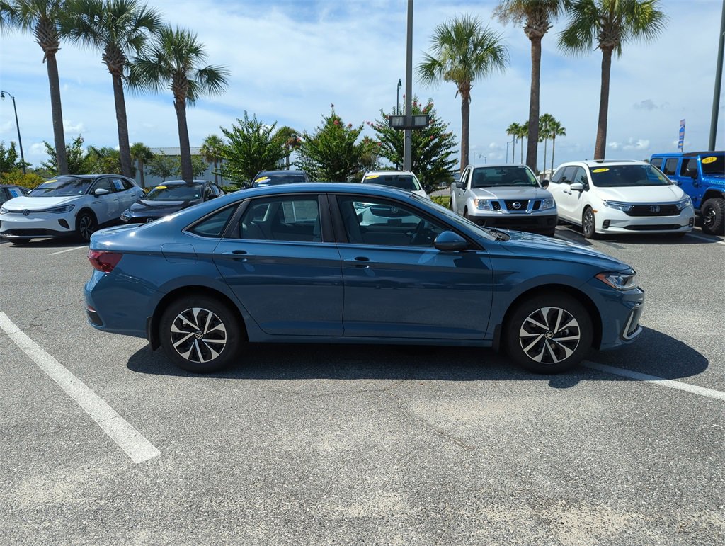 New 2025 Volkswagen Jetta S image 3