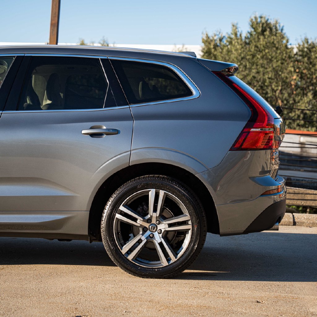 Used 2020 Volvo XC60 T5 Momentum AWD/4WD image 5