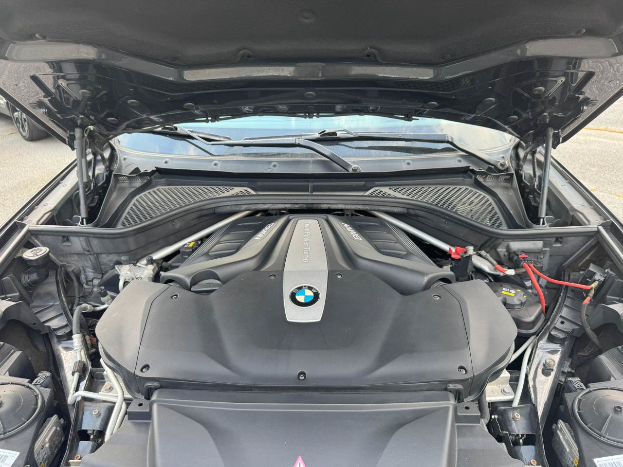 Used 2015 BMW X5 xDrive50i AWD/4WD image 39