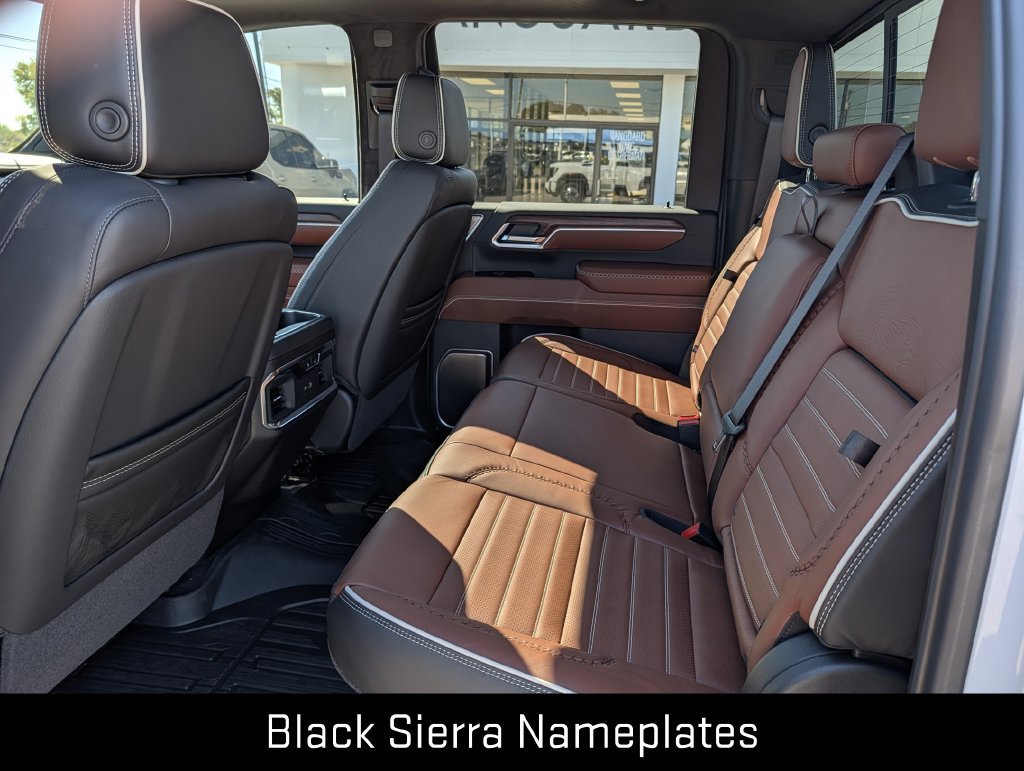 New 2026 GMC Sierra 3500 Denali Ultimate w/ LPO, Black Badging Package AWD/4WD image 28