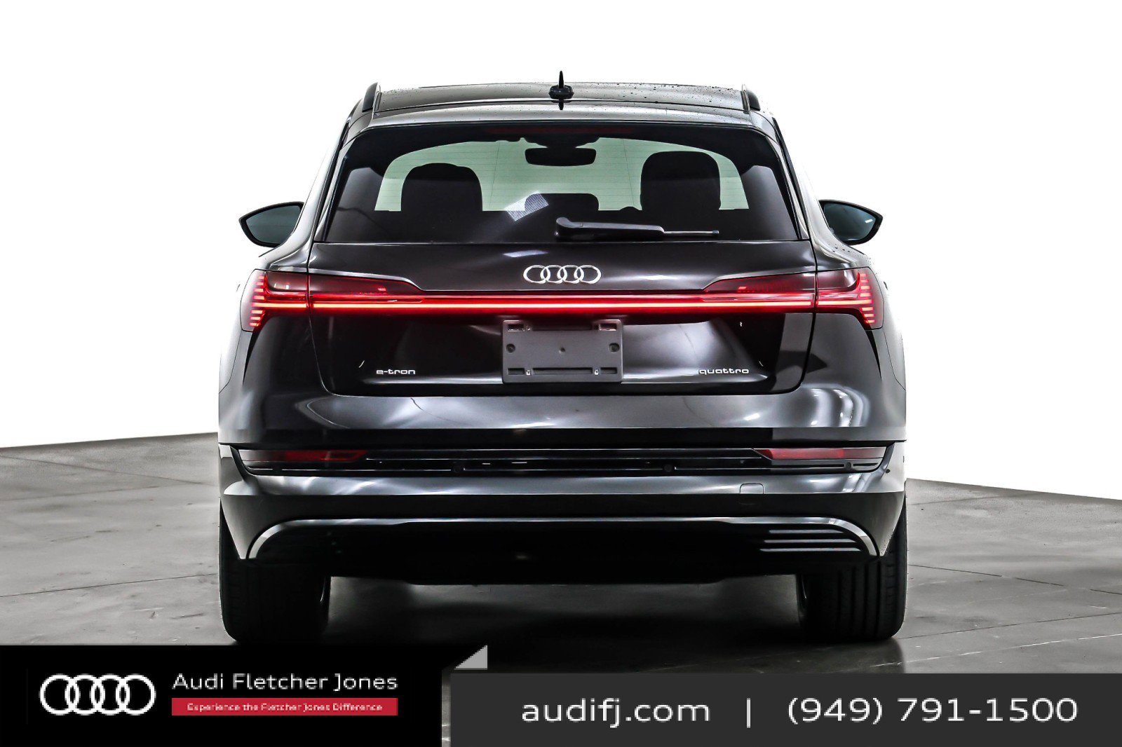 Used 2021 Audi e-tron Premium w/ Convenience Plus Package image 4