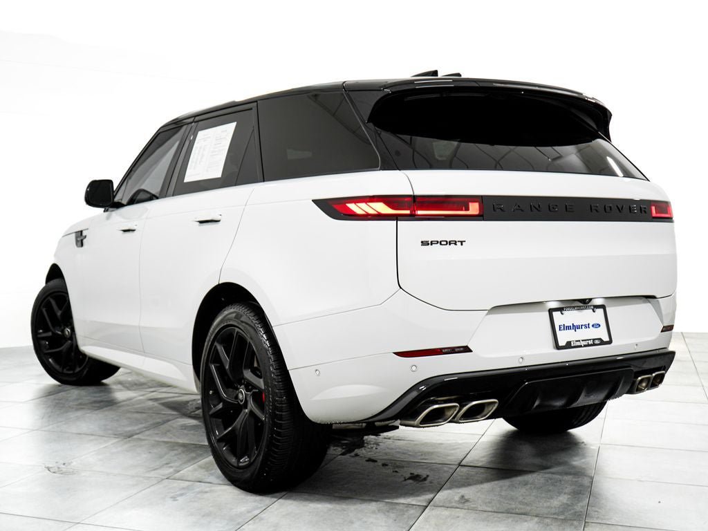Used 2025 Land Rover Range Rover Sport Dynamic SE AWD/4WD image 5