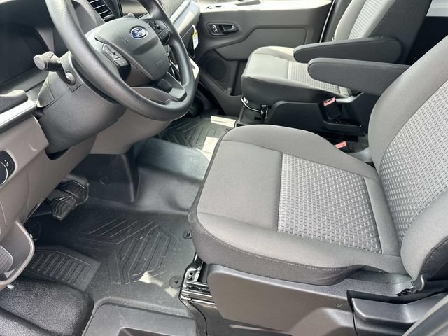 New 2026 Ford Transit 250 148 Medium Roof RWD image 22