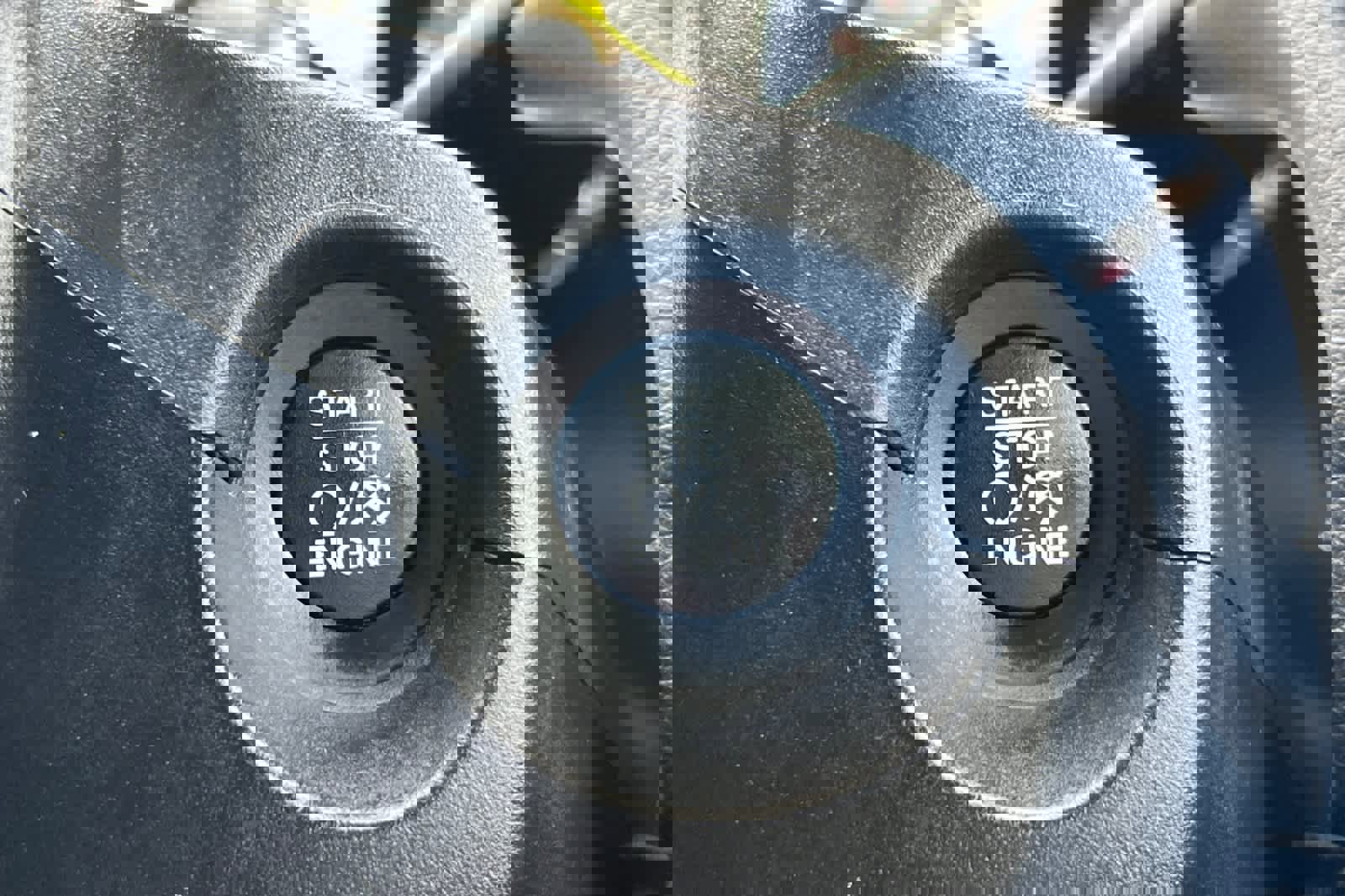 Used 2018 Jeep Compass Latitude w/ Popular Equipment Group image 24