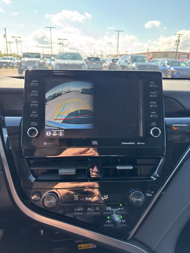 Used 2022 Toyota Camry XLE w/ Navigation Upgrade Package FWD image 17
