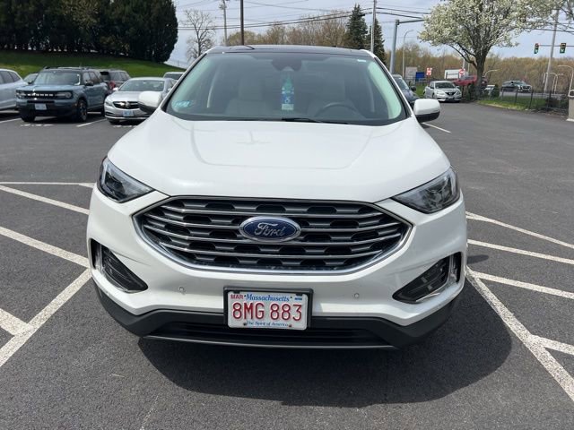 Used 2023 Ford Edge Titanium AWD/4WD image 2