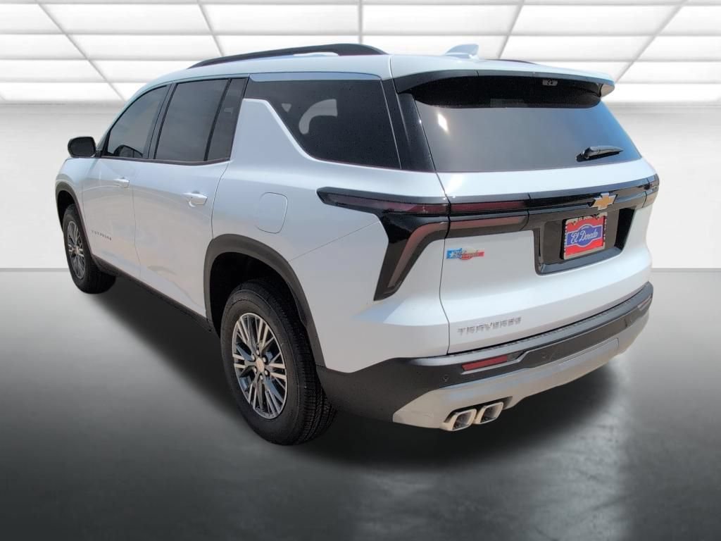 New 2026 Chevrolet Traverse LT w/ Driver Confidence Package FWD image 2