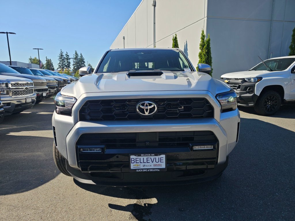 Used 2026 Toyota 4Runner TRD Sport Premium AWD/4WD image 2