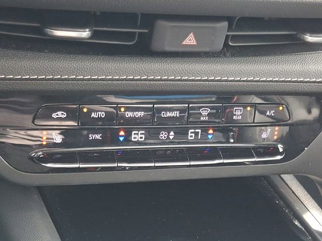 Certified 2023 Buick Envision Essence w/ Technology Package I image 16