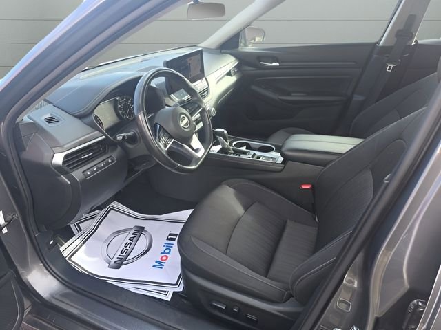 Certified 2024 Nissan Altima 2.5 SV w/ SV Premium Package image 11