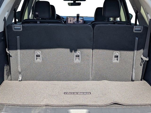 New 2026 Nissan Pathfinder SL w/ SL Premium Package image 21