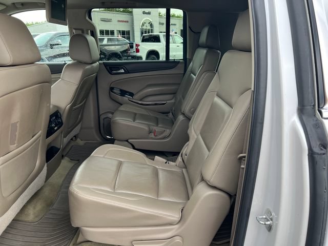 Used 2016 GMC Yukon XL SLT w/ Open Road Package AWD/4WD image 4