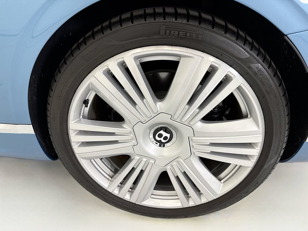 Used 2026 Bentley Continental GT AWD/4WD image 28