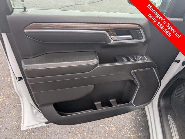 Used 2025 Chevrolet Silverado 1500 LT AWD/4WD image 15