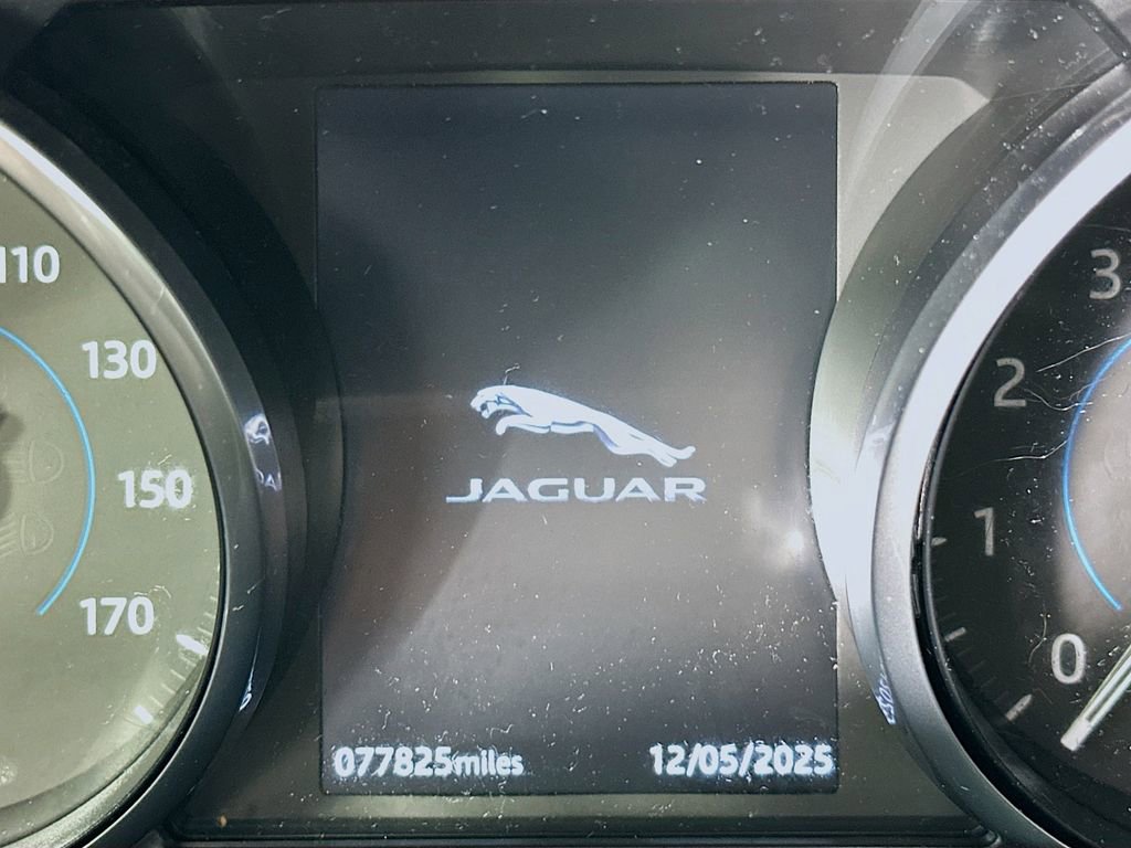 Used 2018 Jaguar XE R-Sport image 16