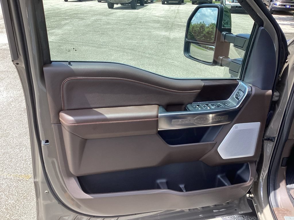 New 2026 Ford F350 King Ranch w/ Chrome Package AWD/4WD image 37