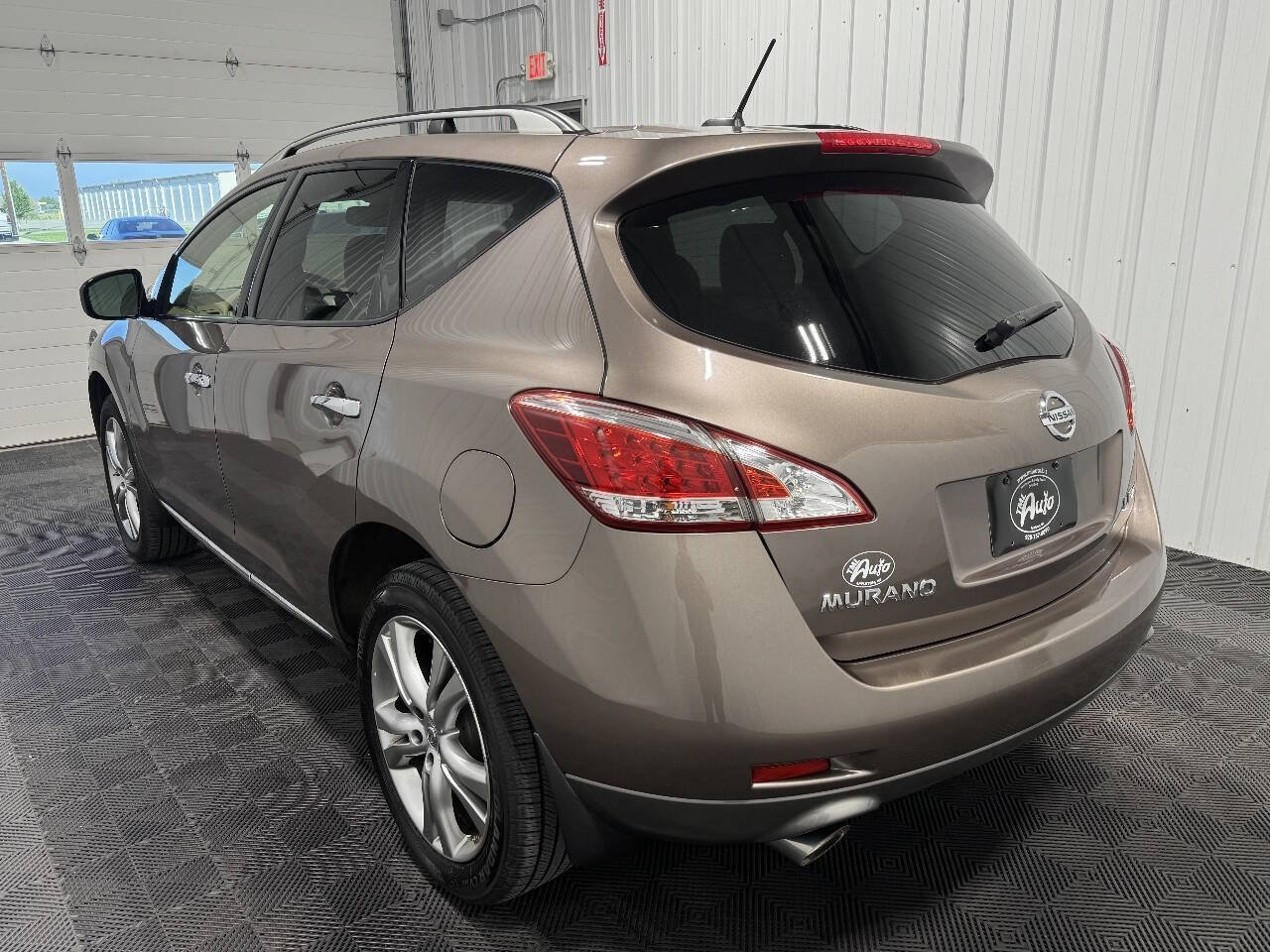 Used 2014 Nissan Murano LE AWD/4WD image 4