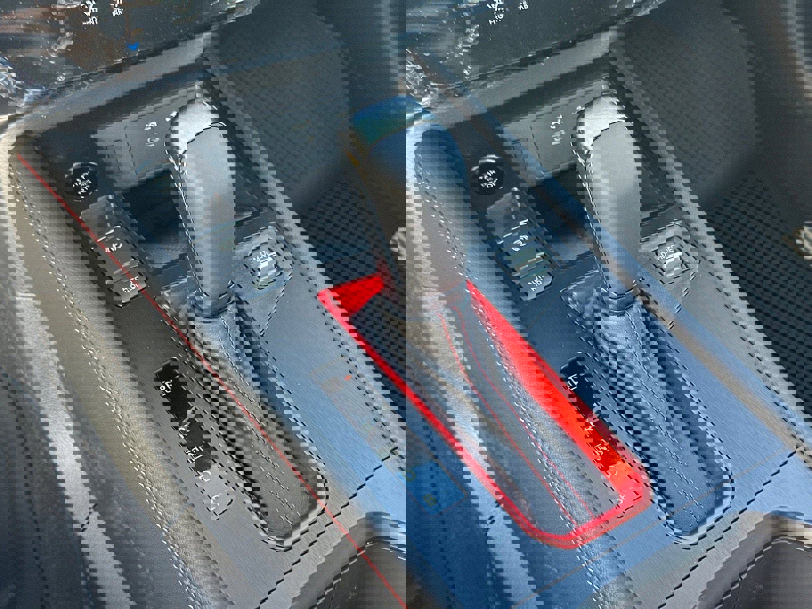 New 2026 Nissan Kicks SR image 30