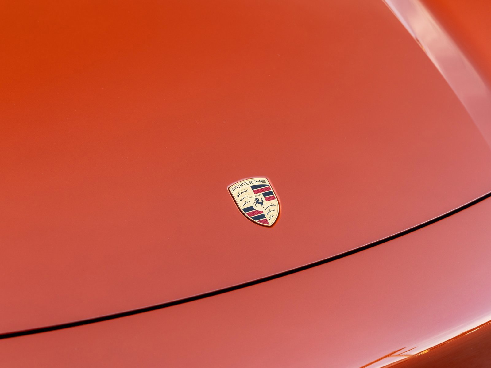 Certified 2025 Porsche Macan Electric image 15