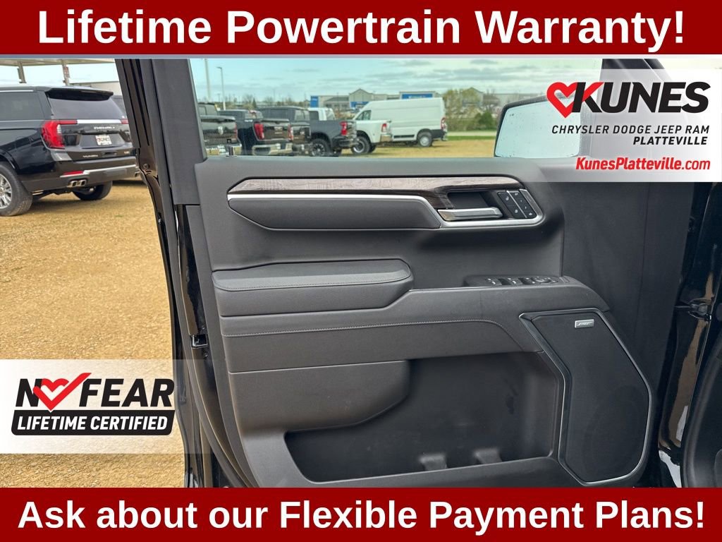Used 2025 Chevrolet Silverado 1500 LTZ w/ LTZ Premium Package AWD/4WD image 12