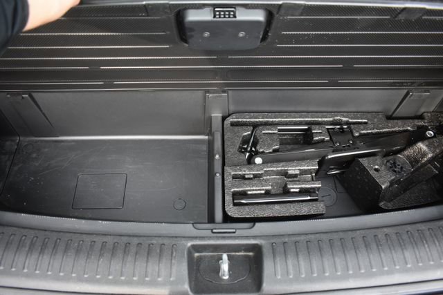 Used 2019 Kia Sorento L image 35