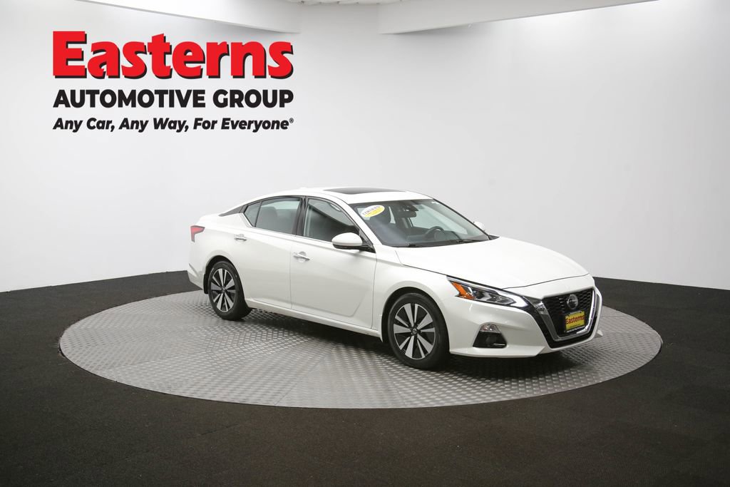 Used 2022 Nissan Altima 2.5 SL FWD image 48