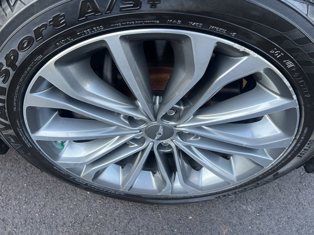 Used 2016 Hyundai Genesis 3.8 w/ Option Group 02 image 26