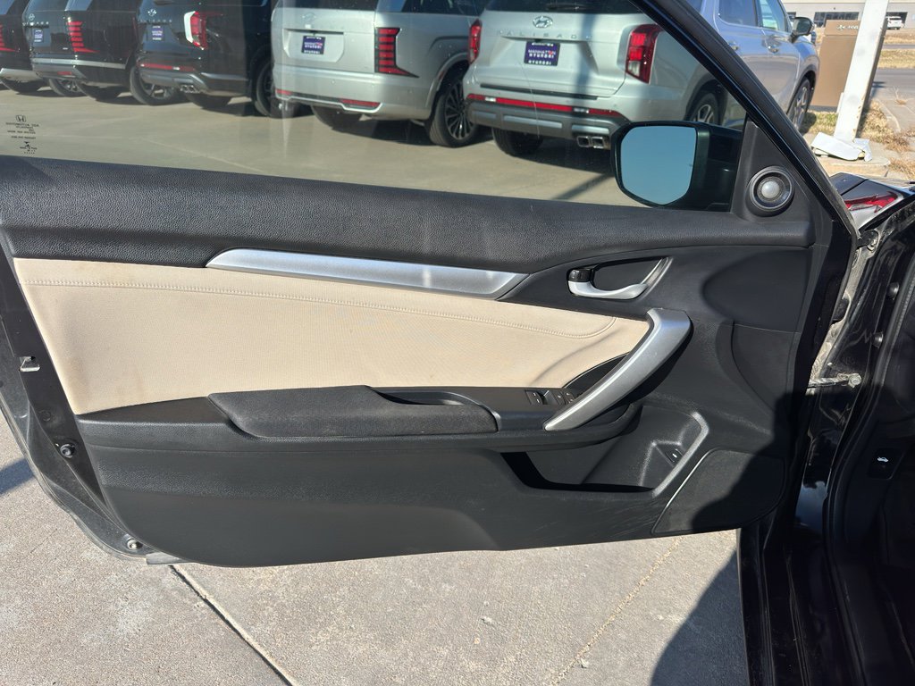 Used 2018 Honda Civic EX-T image 10