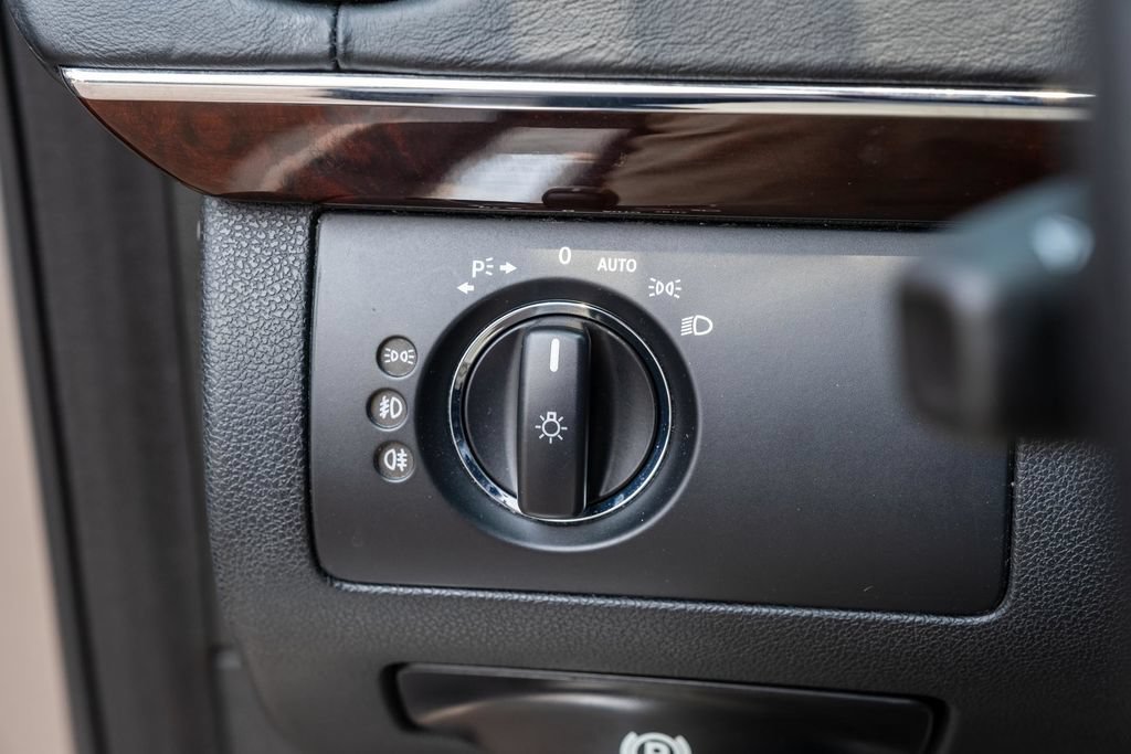 Used 2009 Mercedes-Benz ML 63 AMG 4MATIC image 20