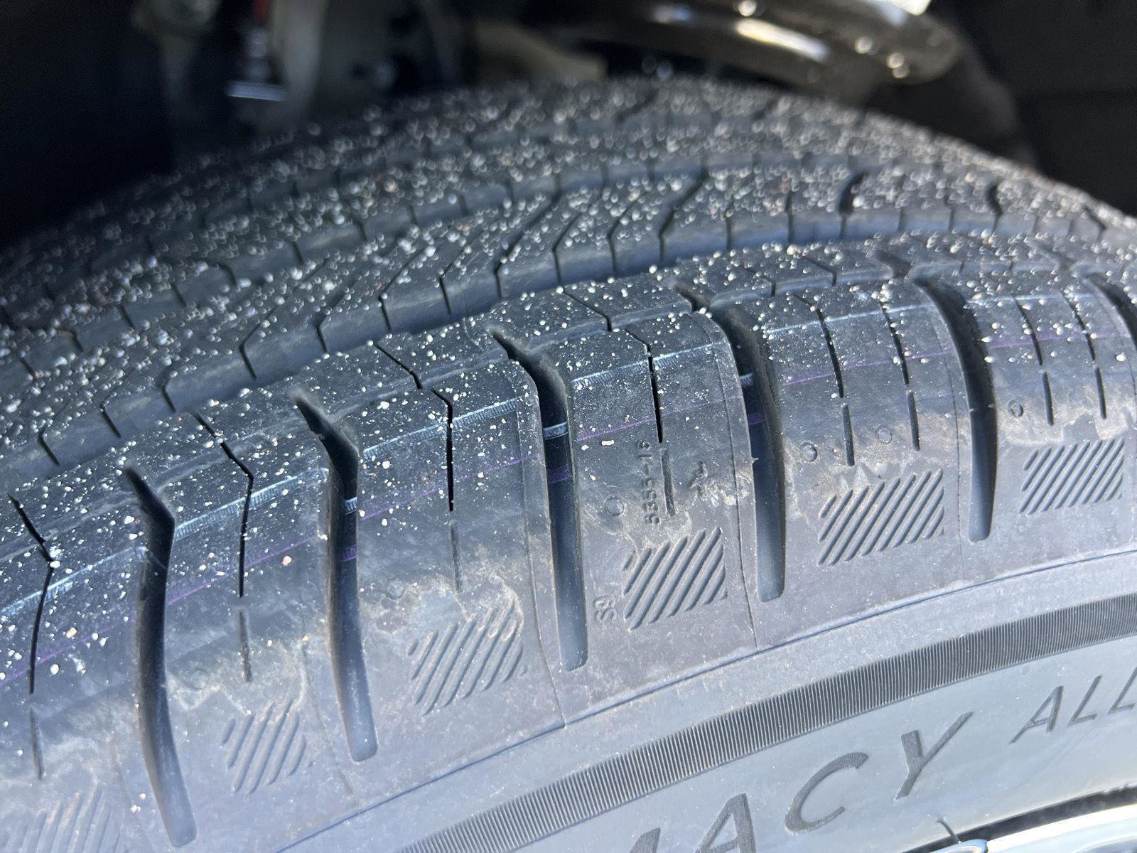 New 2026 Chevrolet Equinox EV LT image 30