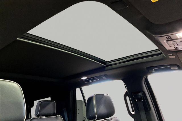 Used 2021 Chevrolet Tahoe Premier AWD/4WD image 27