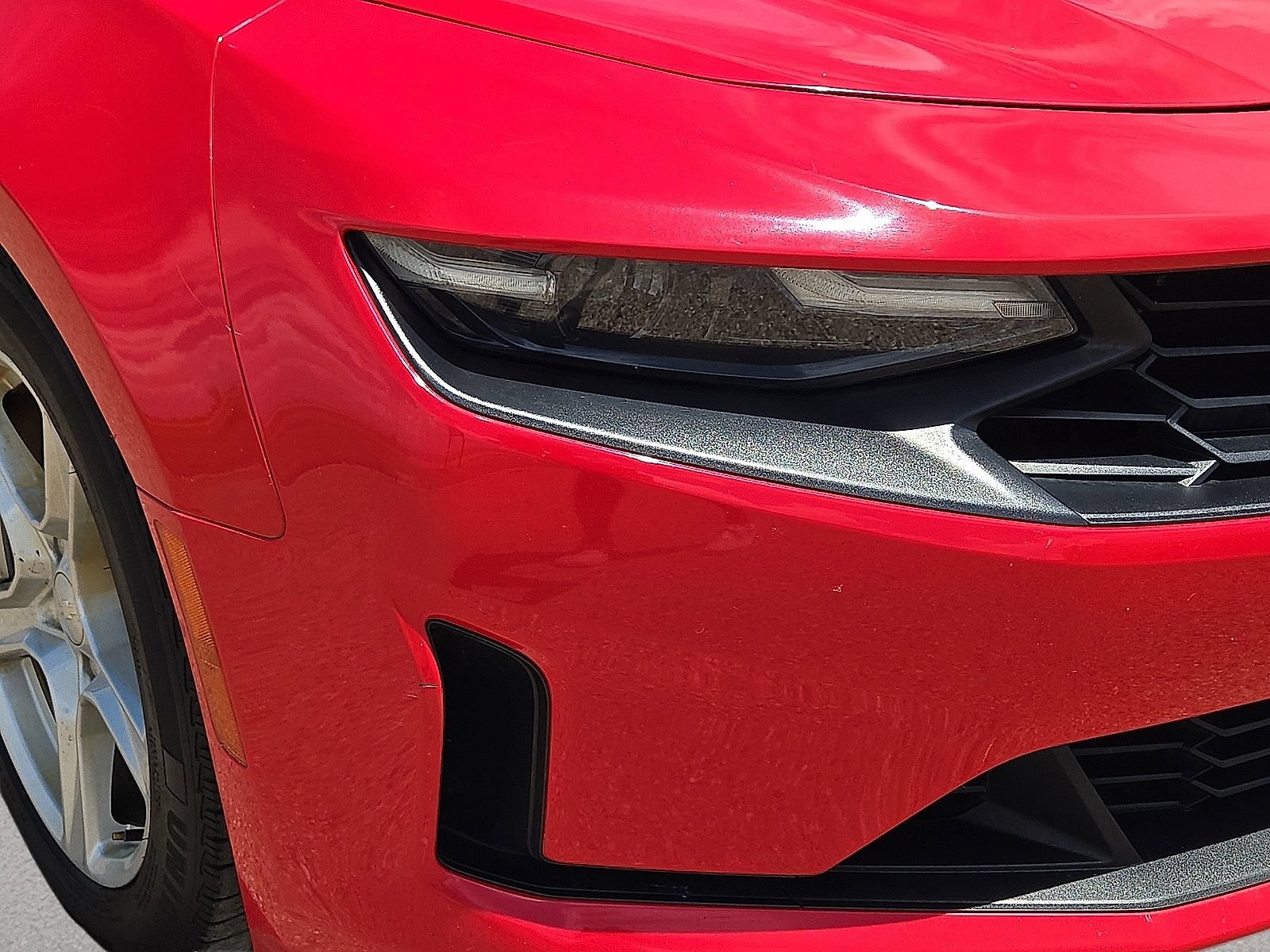 Used 2020 Chevrolet Camaro LT RWD image 9