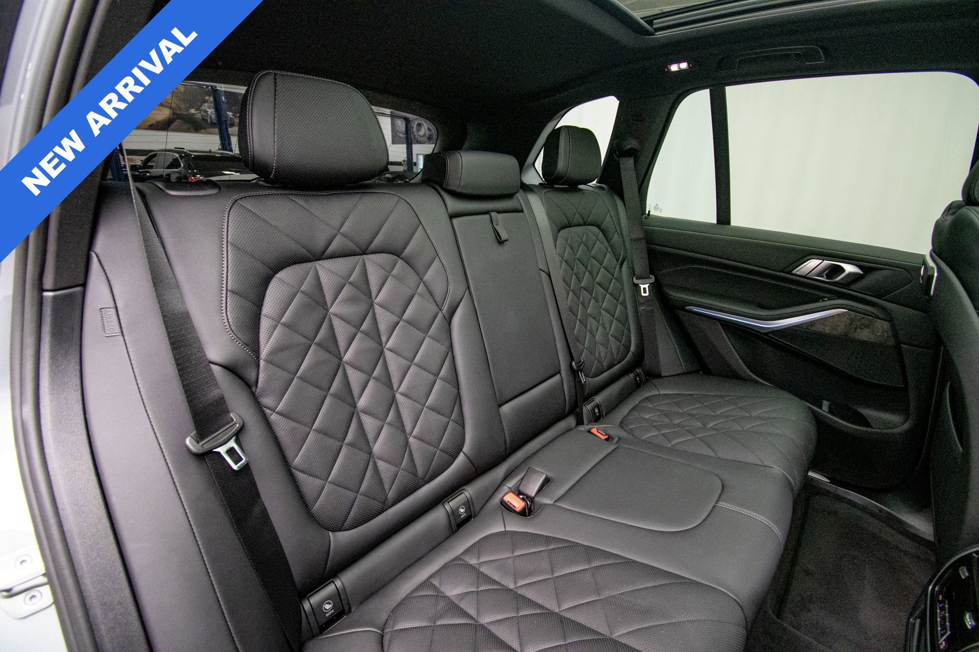 Used 2024 BMW X5 xDrive40i w/ Parking Assistance Package AWD/4WD image 20