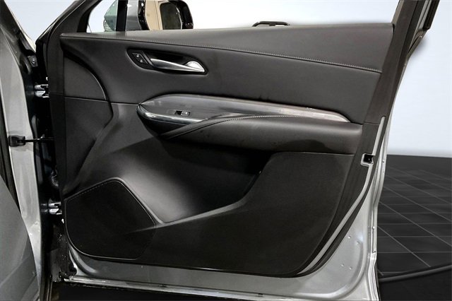 Used 2024 Cadillac XT4 Premium Luxury image 23