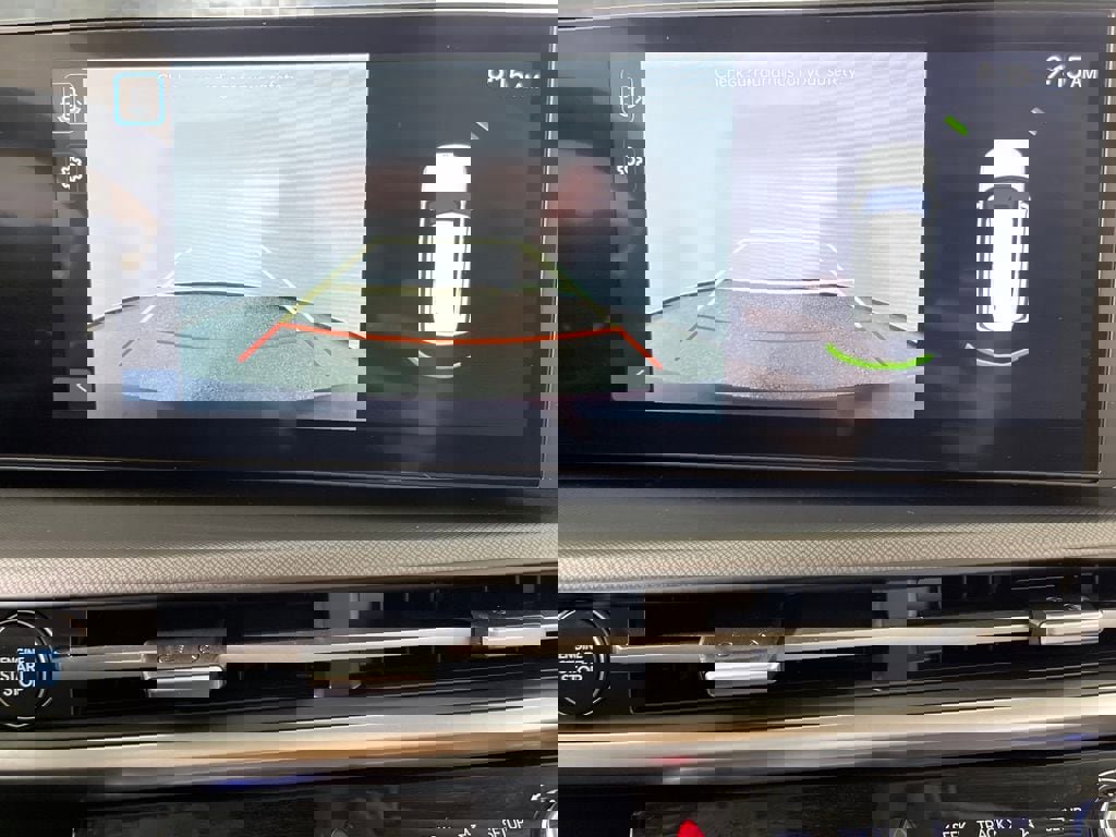 Certified 2025 Hyundai Santa Fe XRT image 23