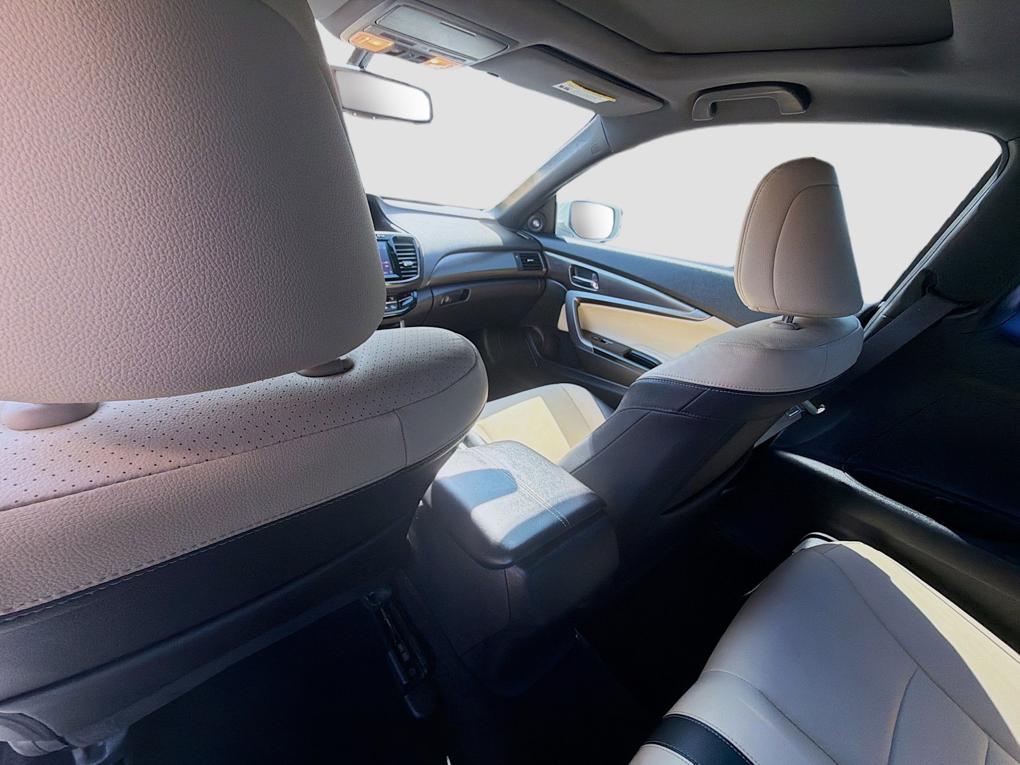 Used 2017 Honda Accord EX-L image 25
