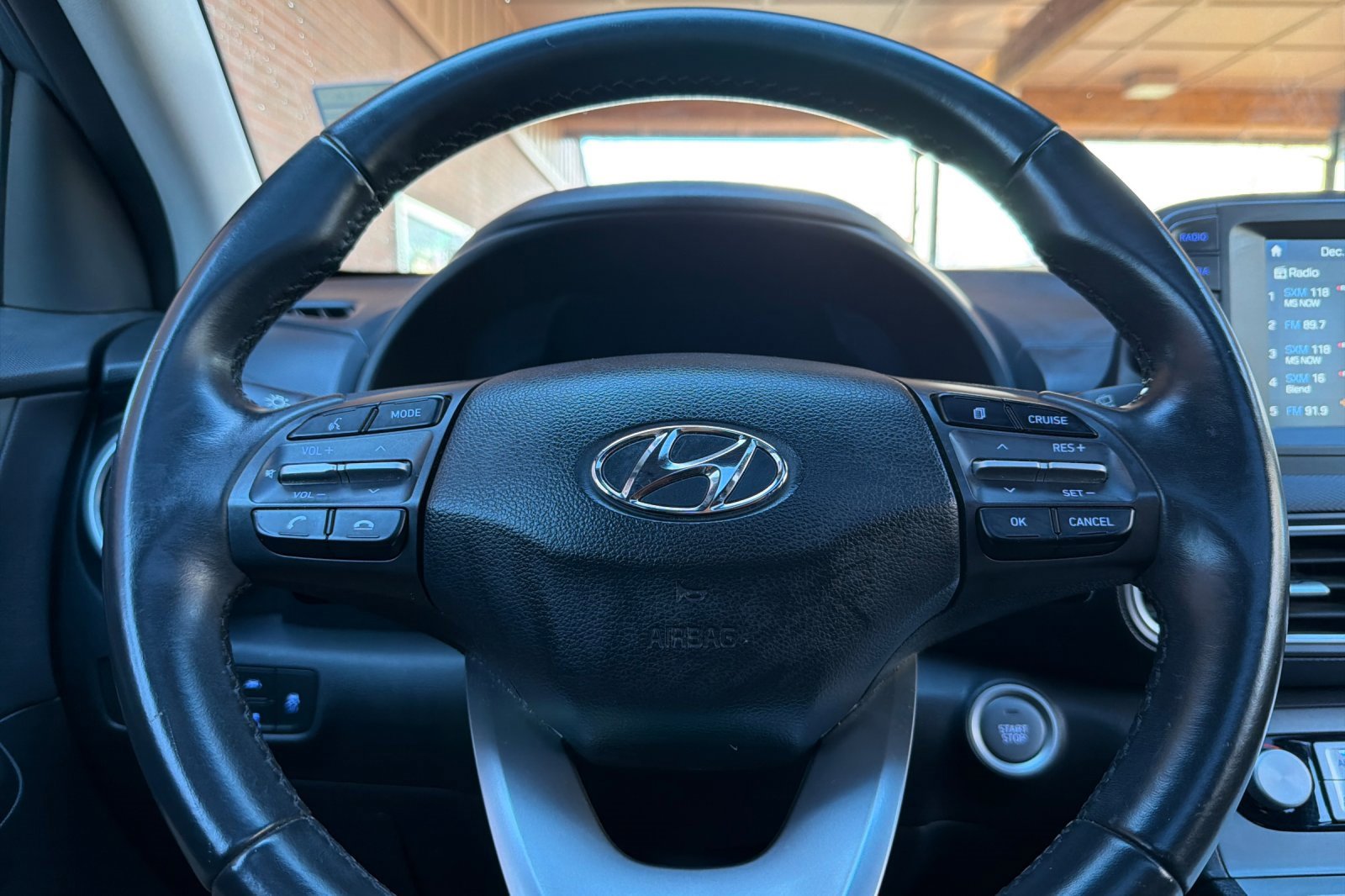 Used 2020 Hyundai Kona Limited image 30