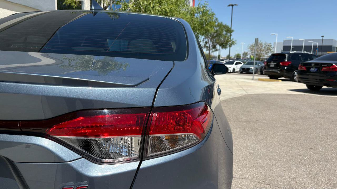 Used 2024 Toyota Corolla SE w/ SE Package FWD image 6