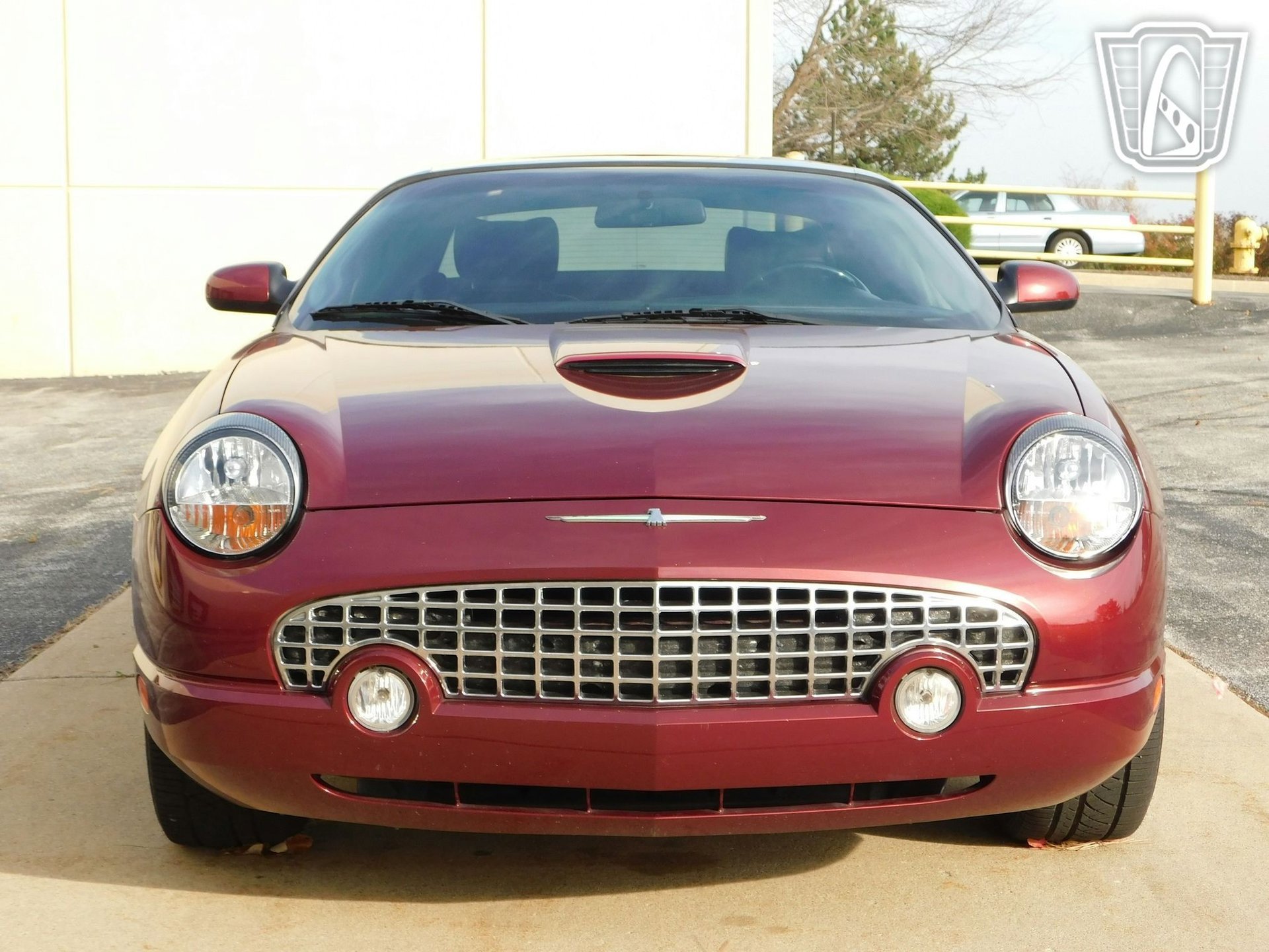 Used 2004 Ford Thunderbird image 12