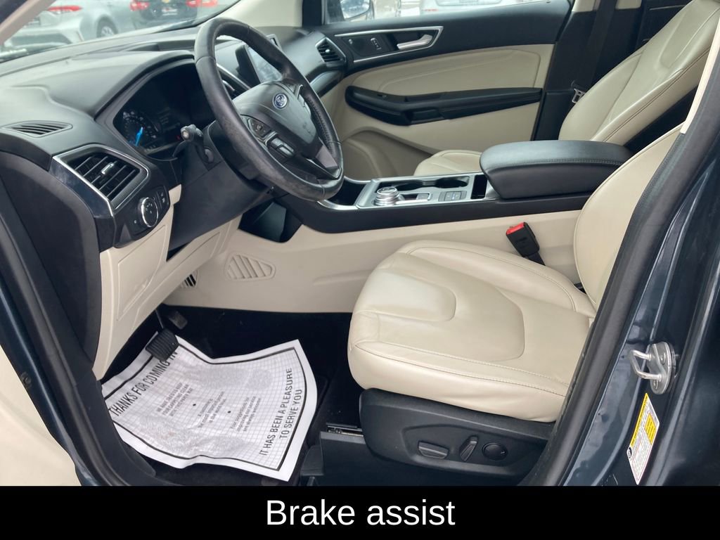 Used 2022 Ford Edge Titanium image 12