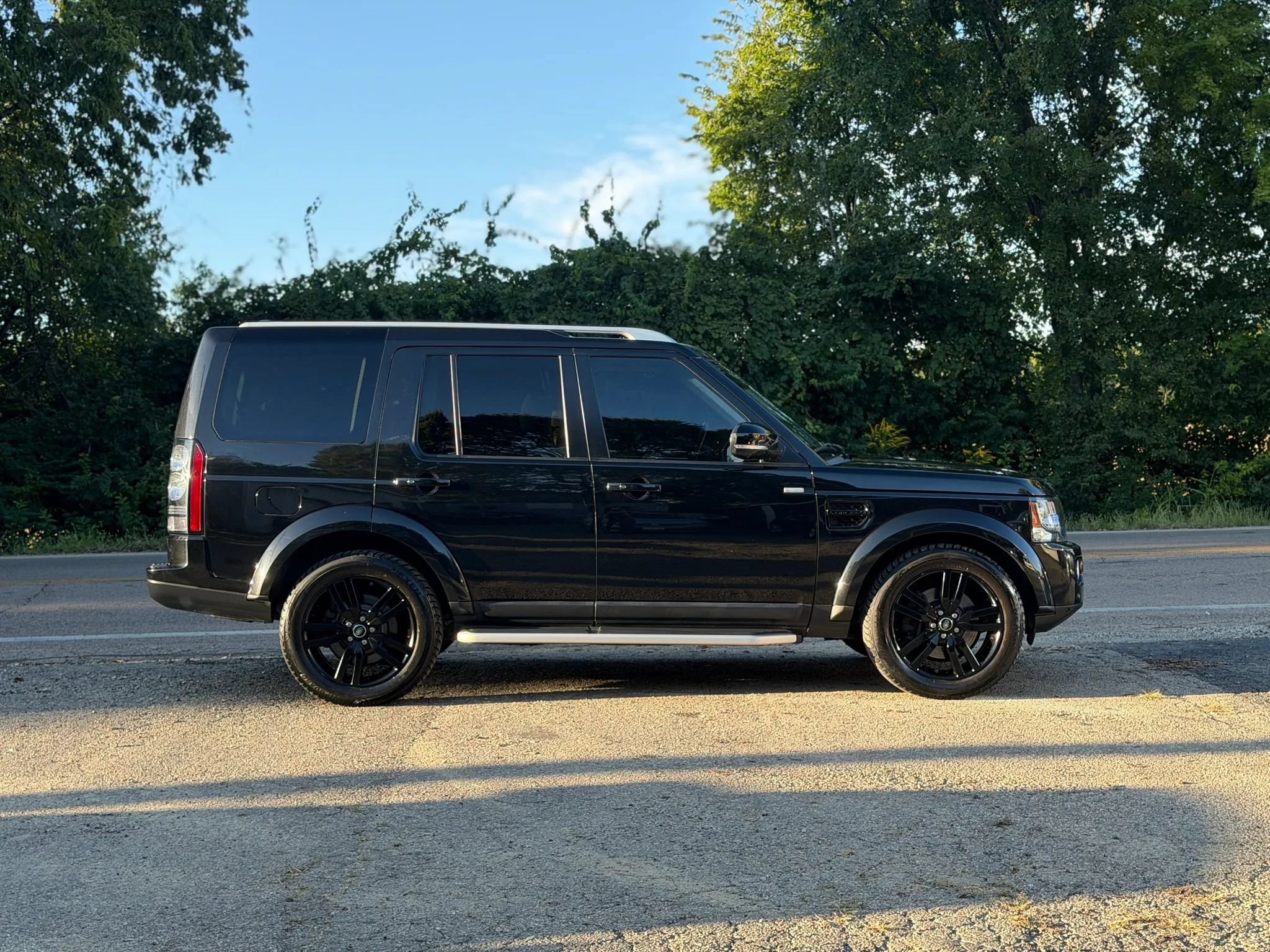 Used 2016 Land Rover LR4 HSE LUX AWD/4WD image 4