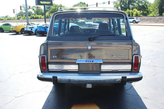 Used 1990 Jeep Grand Wagoneer AWD/4WD image 8