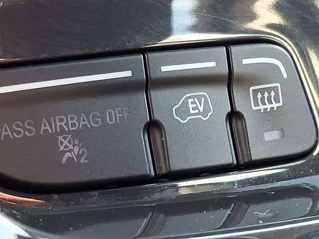 Used 2016 Ford C-MAX Energi SEL w/ Equipment Group 302A FWD image 26