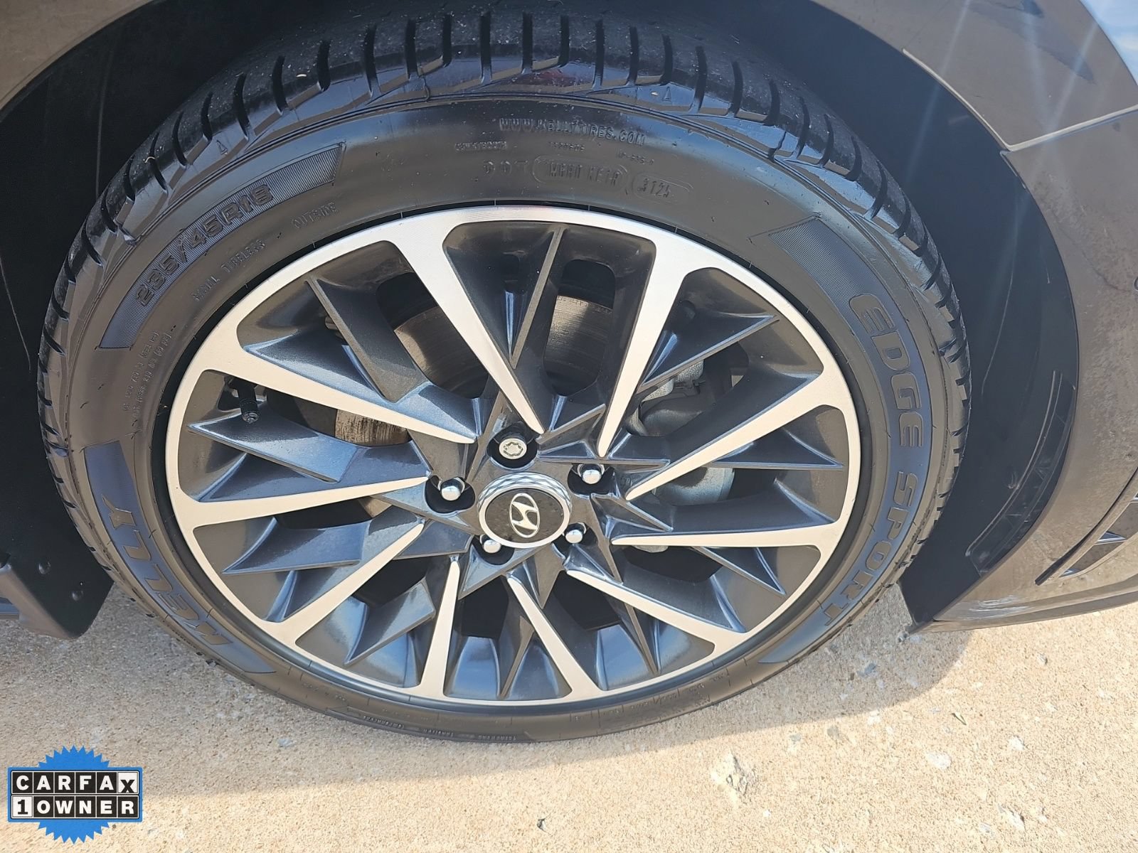 Used 2022 Hyundai Sonata Limited FWD image 3