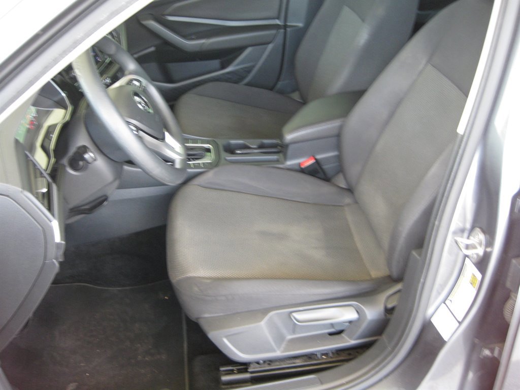 Used 2019 Volkswagen Jetta S image 12